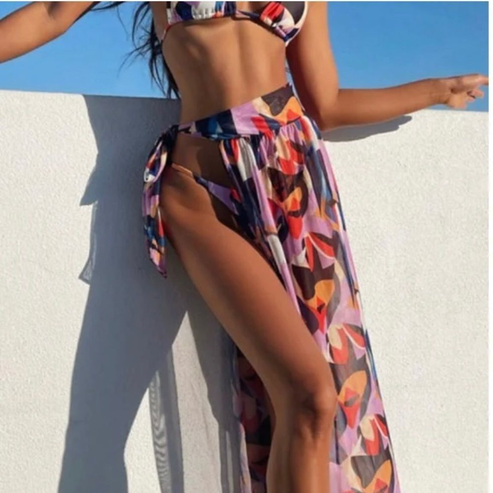 NWT 3 Piece Bikini Set Size L
